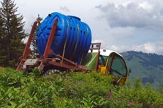 thumb Schilter transportiert Tank